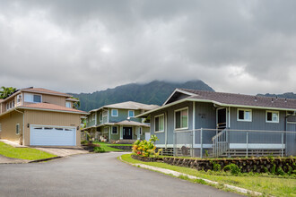 Mahinui Gardens in Kaneohe, HI - Building Photo - Building Photo