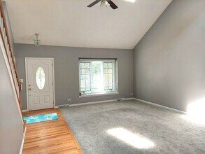 2304 Nottingham Dr in Naperville, IL - Building Photo - Building Photo