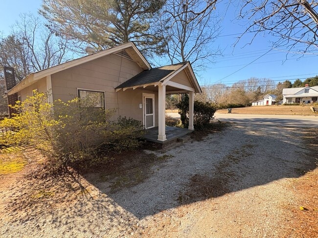 105 Whitehall Rd in Athens, GA - Building Photo - Building Photo