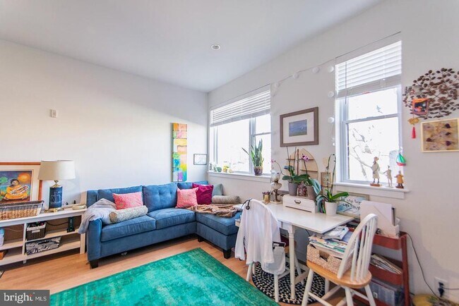 property at 507 S 8th St