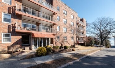 38 4th Ave in Nyack, NY - Building Photo - Building Photo