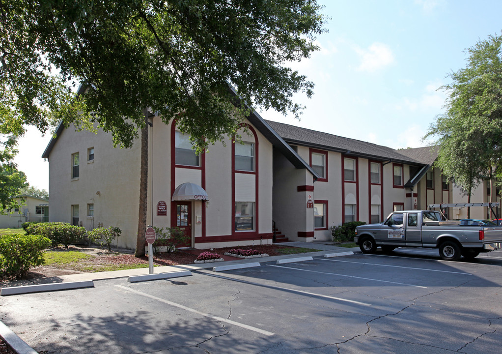 Ashley Place in Orlando, FL - Building Photo