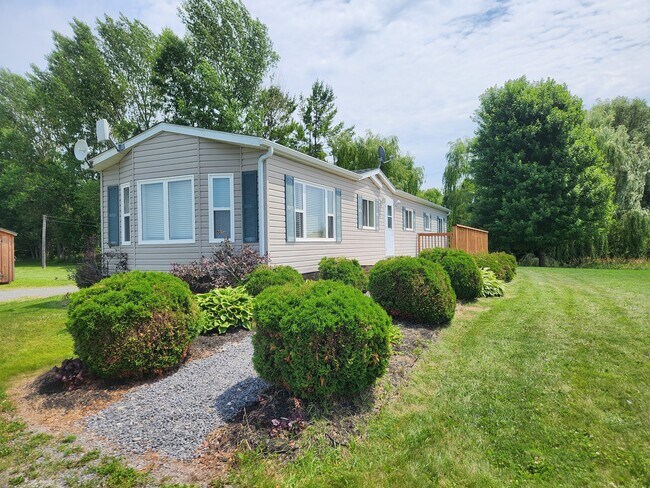 2280 Ramsay Con. 7B in Mississippi Mills, ON - Building Photo - Building Photo