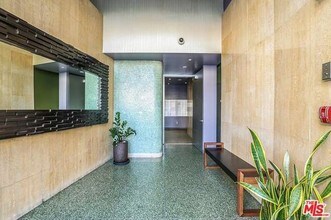 746 S Los Angeles St-Unit -503 in Los Angeles, CA - Foto de edificio - Building Photo