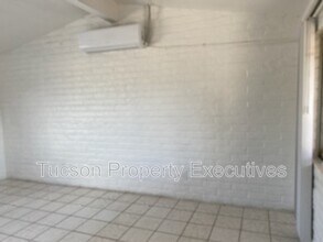 5764 S Park Ave in Tucson, AZ - Building Photo - Building Photo