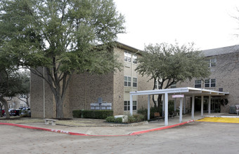 Cedar Green Living Center in Desoto, TX - Building Photo - Building Photo