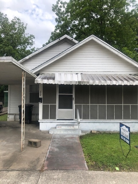 property at 503 S Jefferson St