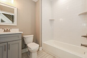 1433 S Fallon St in Philadelphia, PA - Building Photo - Building Photo