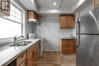 6 Trueman St in Brampton, ON - Building Photo - Building Photo