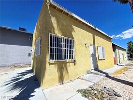 331 S 9th St, Unit 1 in Las Vegas, NV - Building Photo