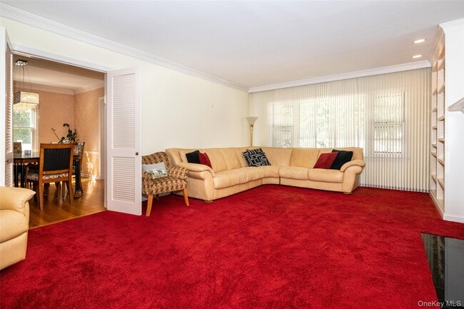 18 Lomond Pl in New Rochelle, NY - Building Photo - Building Photo