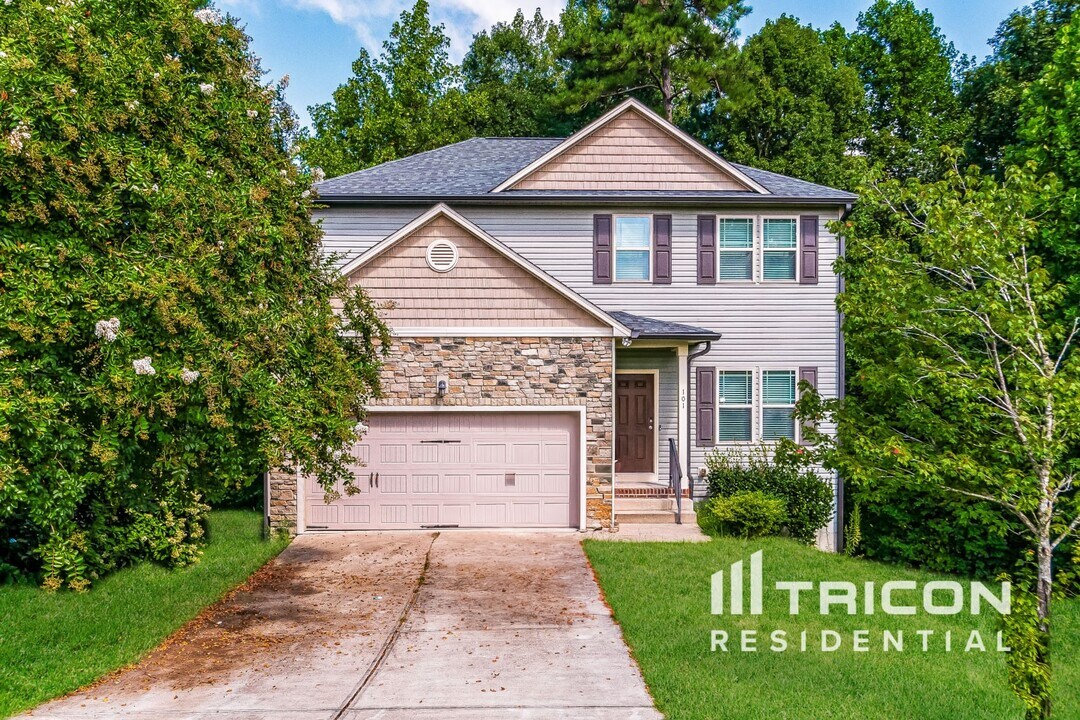 101 Jade Cir in Knightdale, NC - Building Photo