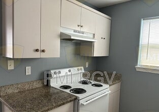 1420 Quitaca Dr in Edinburg, TX - Building Photo - Building Photo