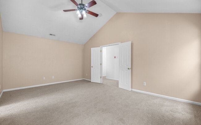1553 Wynd Crest Way in Virginia Beach, VA - Building Photo - Building Photo
