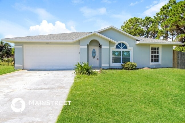 250 Bayshore Ave NW in Palm Bay, FL - Building Photo - Building Photo