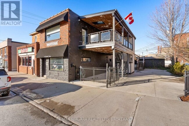 property at 15 Charlotte St