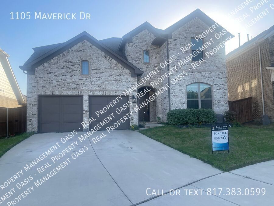 1105 Maverick Dr in Mansfield, TX - Building Photo