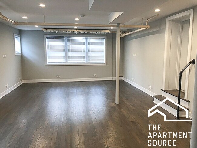 1931 W Winona St in Chicago, IL - Building Photo - Building Photo