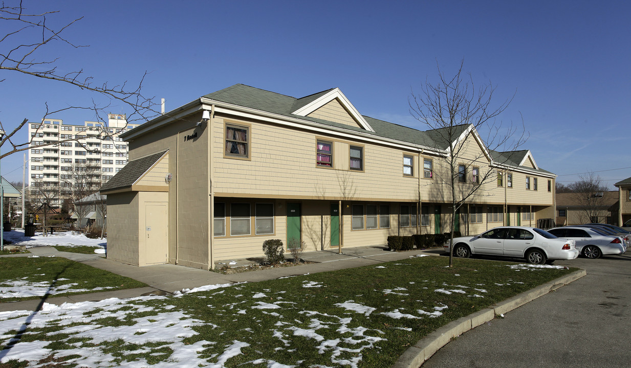 Hartford Park in Providence, RI - Building Photo