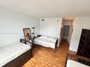 19380 Collins Ave, Unit 601 in Sunny Isles Beach, FL - Building Photo - Building Photo