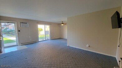 15 Cottage St in Midland Park, NJ - Building Photo - Building Photo
