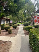 145 N Cambridge Ave in Claremont, CA - Building Photo - Building Photo