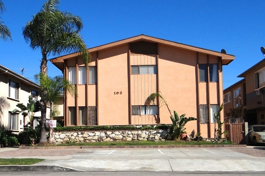 108 N Hayworth Ave, Unit 4 in Los Angeles, CA - Building Photo