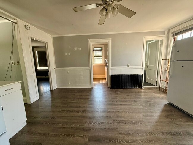 30 Russell St in Ansonia, CT - Building Photo - Building Photo
