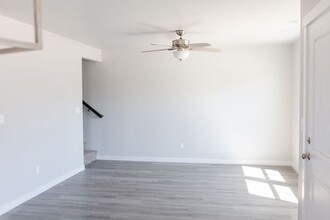 1045 E Klamath Ln in Meridian, ID - Building Photo - Building Photo