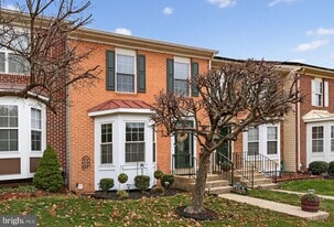 8813 Ritchboro Rd in District Heights, MD - Building Photo