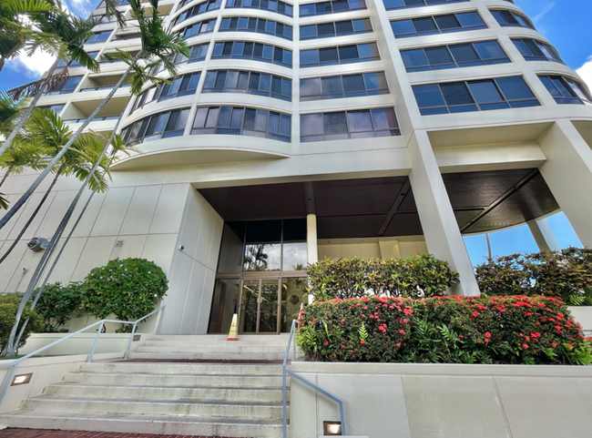 property at 6770 Hawaii Kai Dr