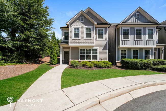 property at 769 Belrose Dr SE