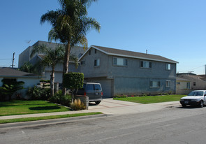 17908-17912 S Harvard Blvd Apartments