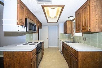 1018 Patricia Dr in Sherman, TX - Building Photo - Building Photo