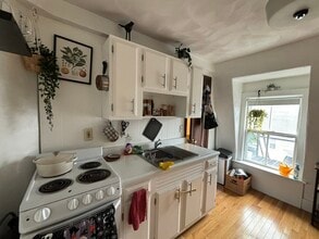 219 Washington St, Unit 11 in Winchester, MA - Building Photo - Building Photo