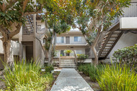 Rose Terrace Apartment Homes in Los Angeles, CA - Foto de edificio - Building Photo