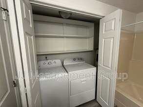 1223 2nd St in Cheney, WA - Building Photo - Building Photo