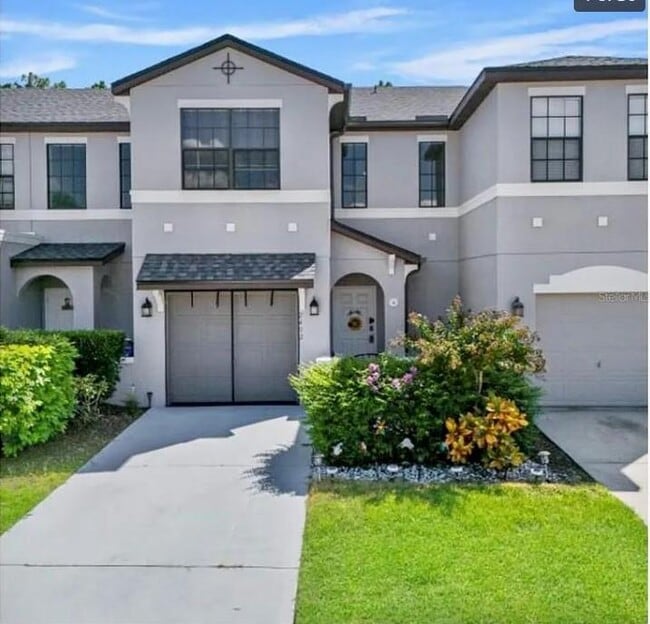 property at 2492 Seven Oaks Dr