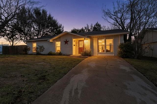 property at 5516 Laredo Ln