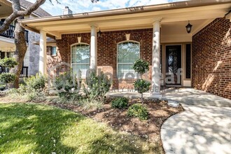 26019 Laurel Pass in San Antonio, TX - Foto de edificio - Building Photo