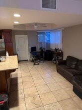 3958 Lamont St in San Diego, CA - Foto de edificio - Building Photo