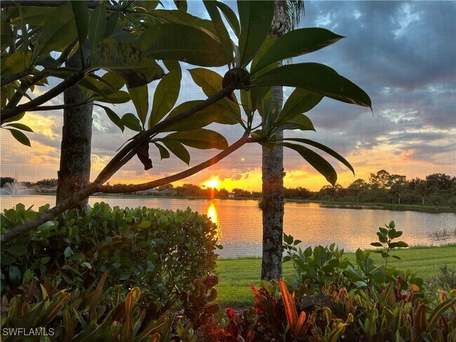 3987 Jasmine Lake Cir in Naples, FL - Building Photo - Building Photo