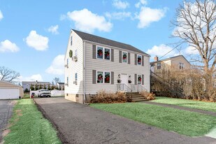788 Reef Rd in Fairfield, CT - Building Photo
