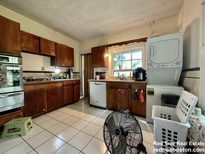 132 Kilsyth Rd in Boston, MA - Building Photo - Building Photo