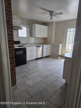 908 Richmont St in Scranton, PA - Building Photo - Building Photo