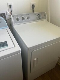 743 Yorkshire St photo'