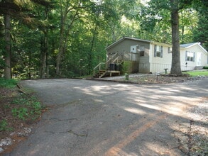 127 John Lewis Dr in Six Mile, SC - Building Photo - Building Photo