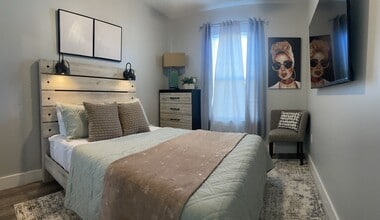 2226 Joan Ave in Panama City, FL - Foto de edificio - Building Photo