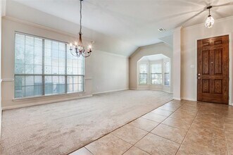 7064 Bethlehem Dr in Grand Prairie, TX - Building Photo - Building Photo