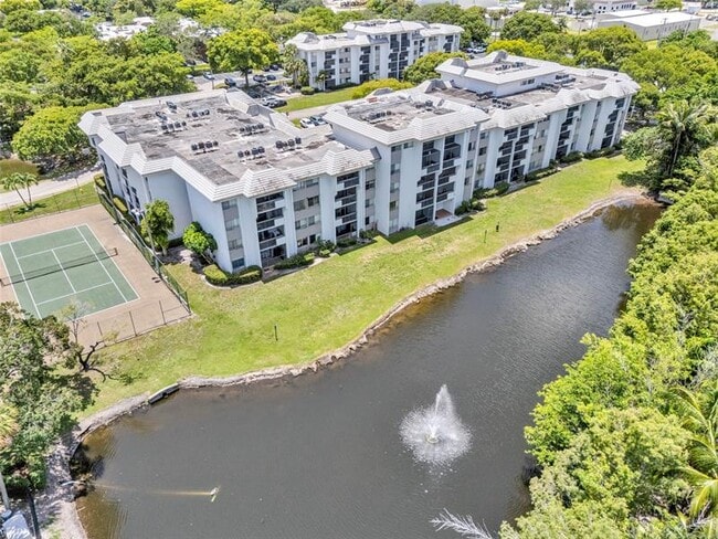 property at 721 N Pine Island Rd